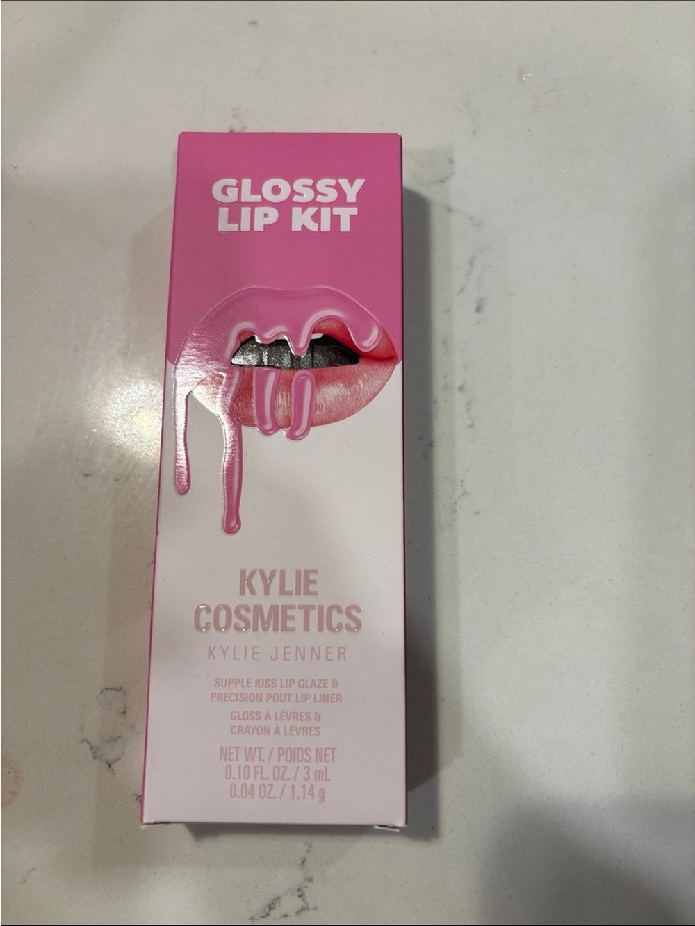 Kylie cosmetics glossy lip kit precision pout lip liner